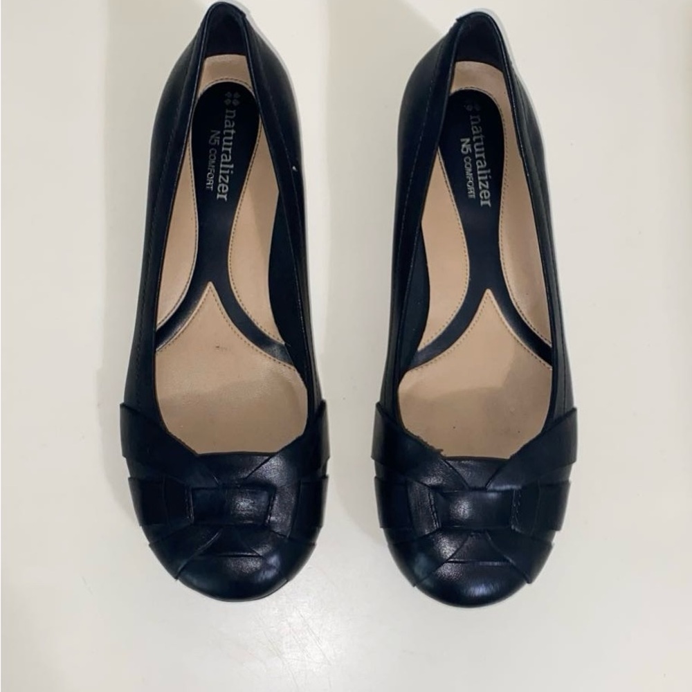 Naturalizer N5 comfort black flats size 8 in women’s